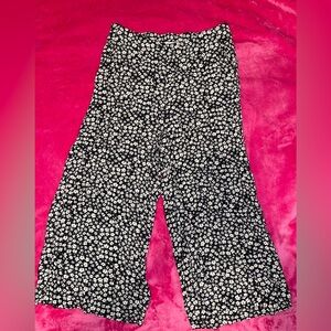 Mango Black and White Floral Cropped Pants